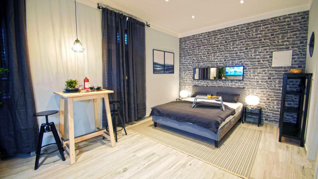 Frank-Kiss Apartments Rijeka Buitenkant foto